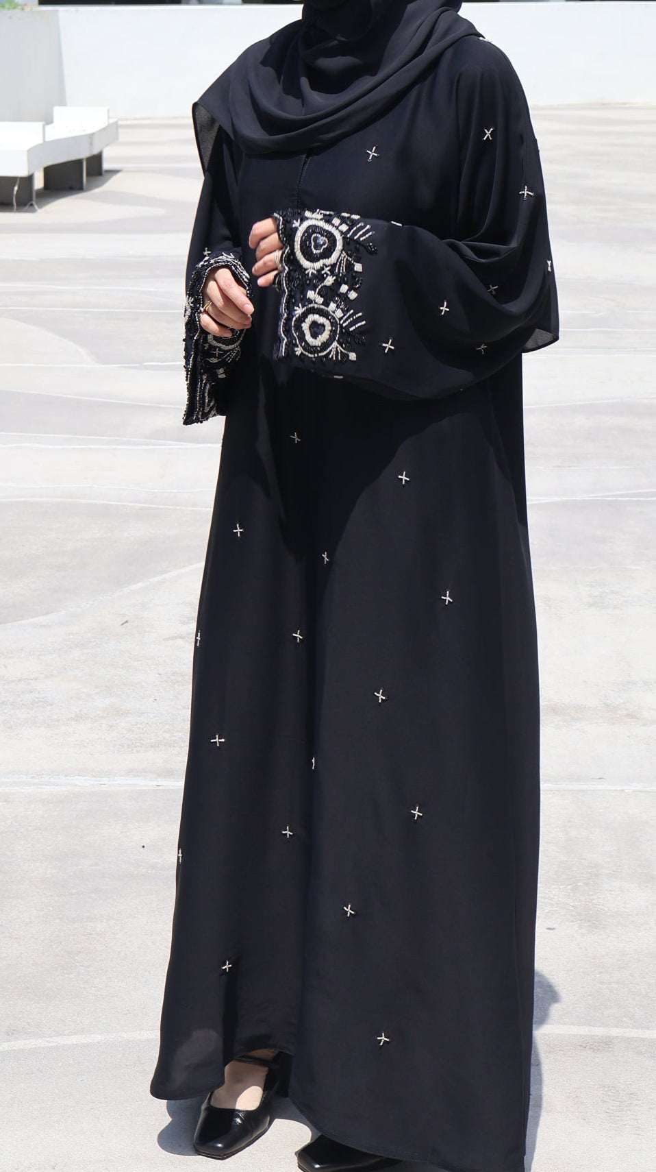 MADHURI Abaya
