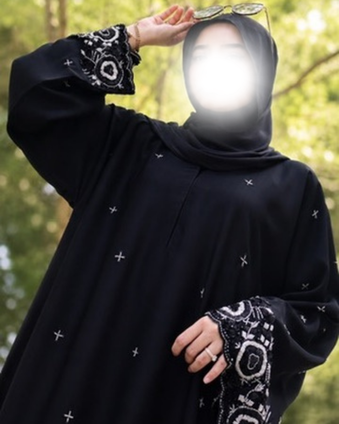 MADHURI Abaya